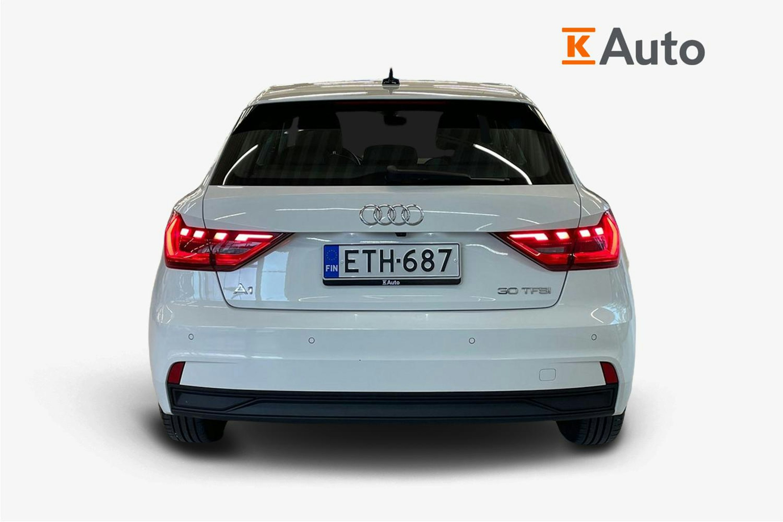Valkoinen Audi A1 2020 kuva 3.