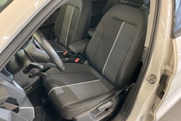 Valkoinen Audi A1 2020 kuva 23.
