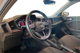 valkoinen Audi A1 2020 kuva 8.
