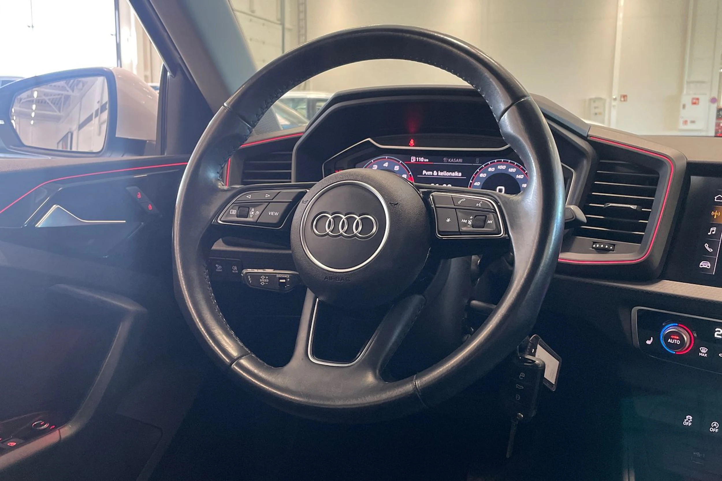 valkoinen Audi A1 2020 kuva 16.