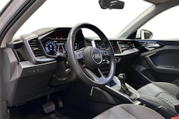 Valkoinen Audi A1 2020 kuva 7.