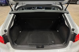 Valkoinen Audi A1 2020 kuva 29.