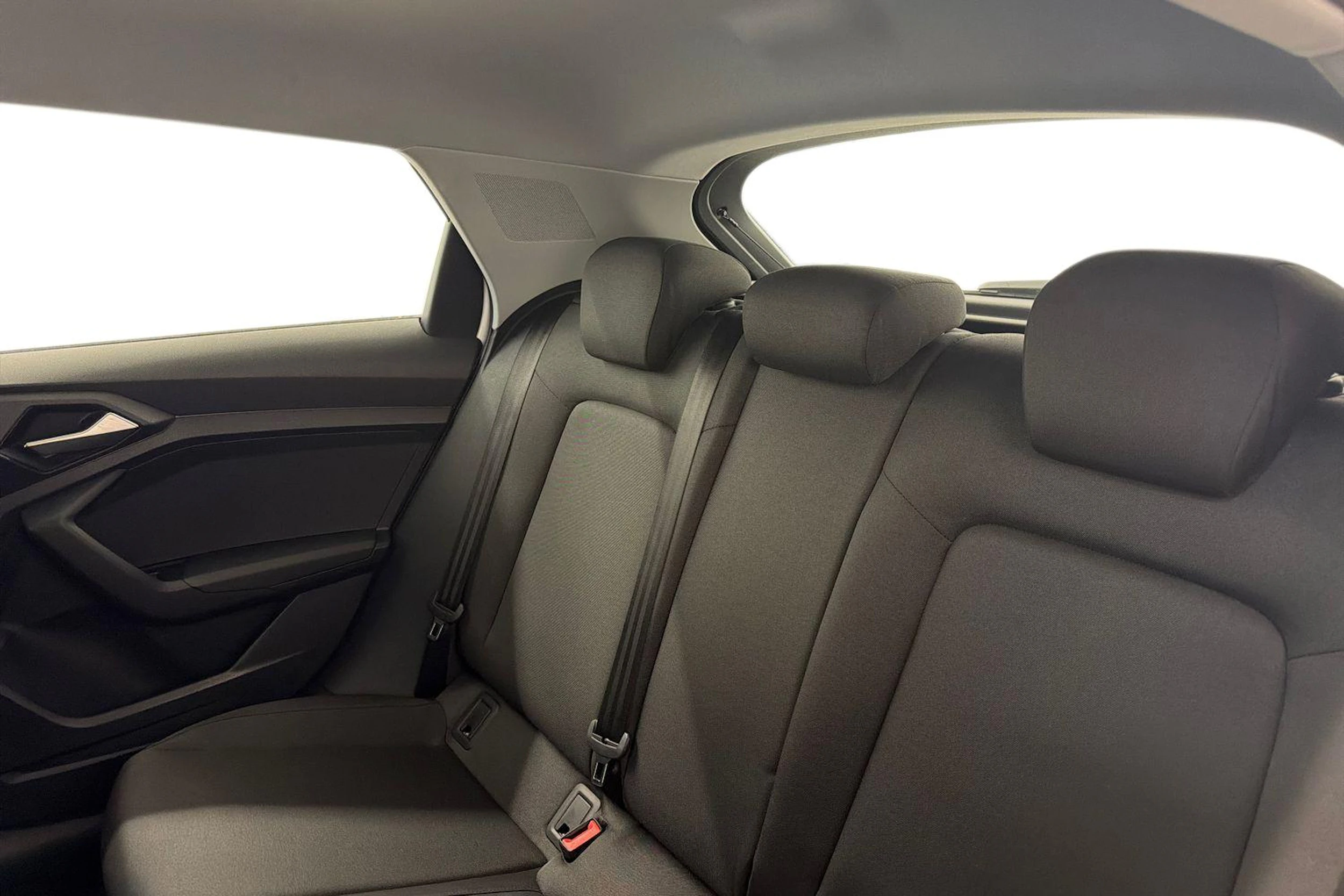 valkoinen Audi A1 2020 kuva 8.