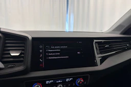 valkoinen Audi A1 2020 kuva 21.