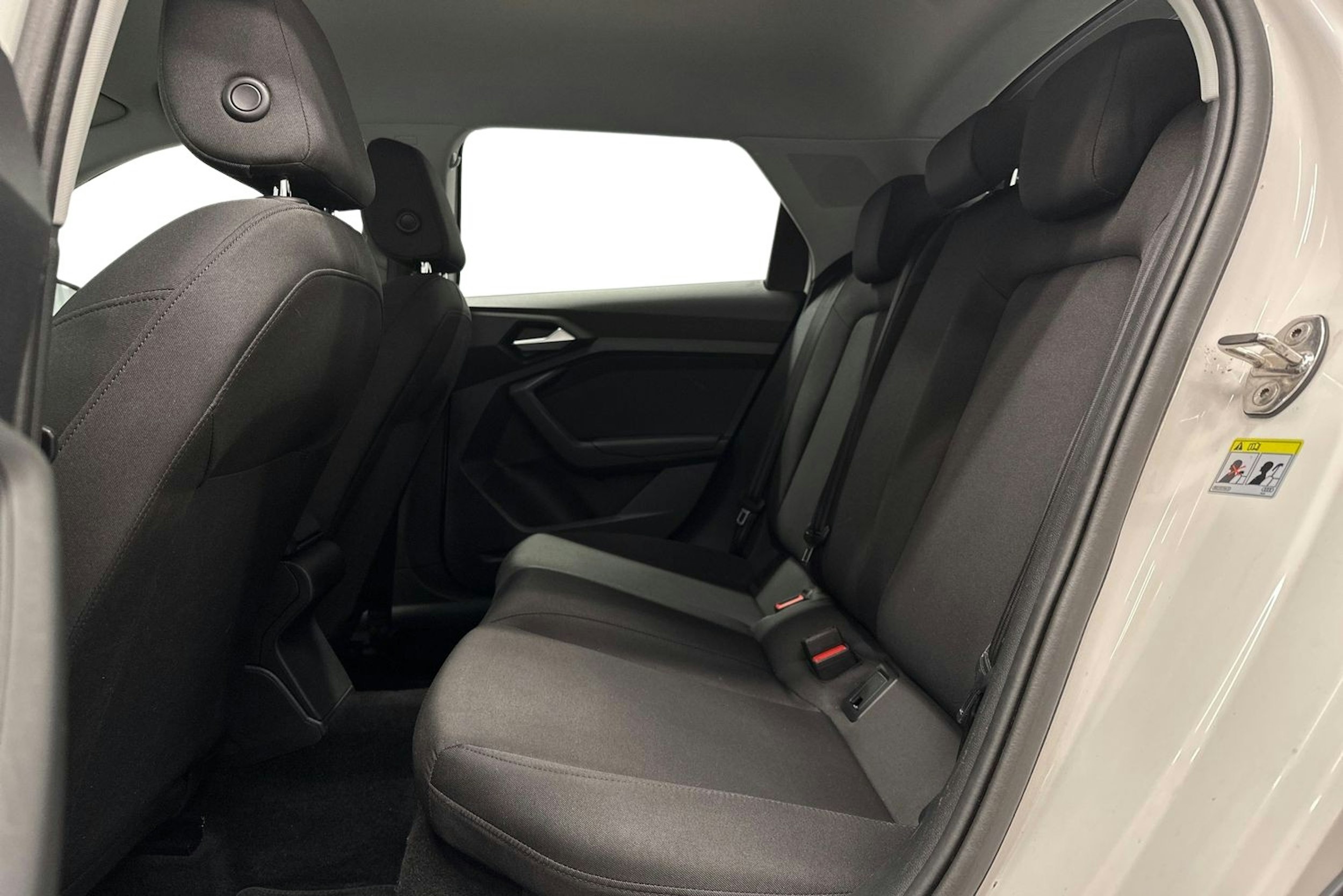 valkoinen Audi A1 2020 kuva 10.
