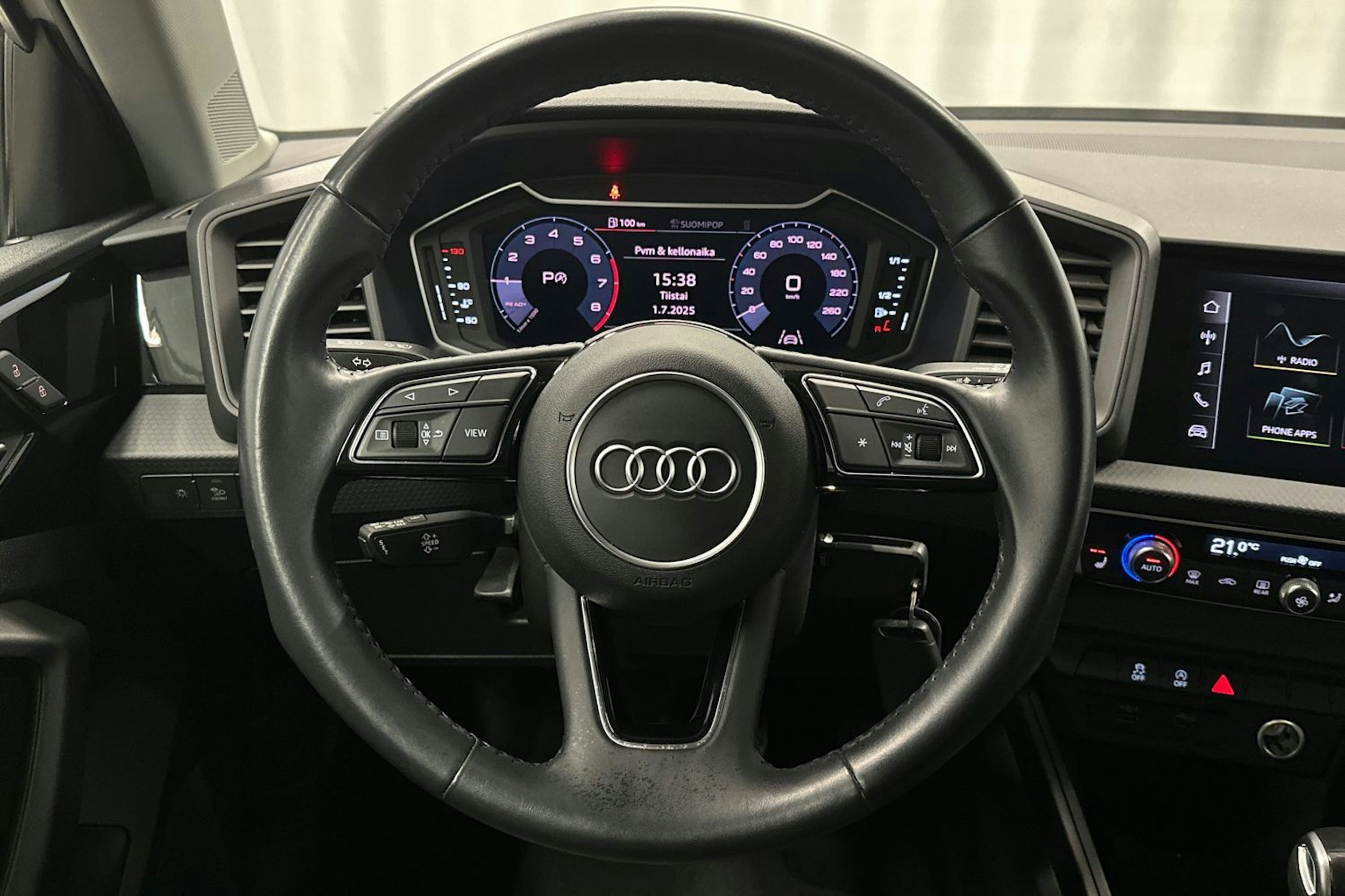 valkoinen Audi A1 2020 kuva 16.