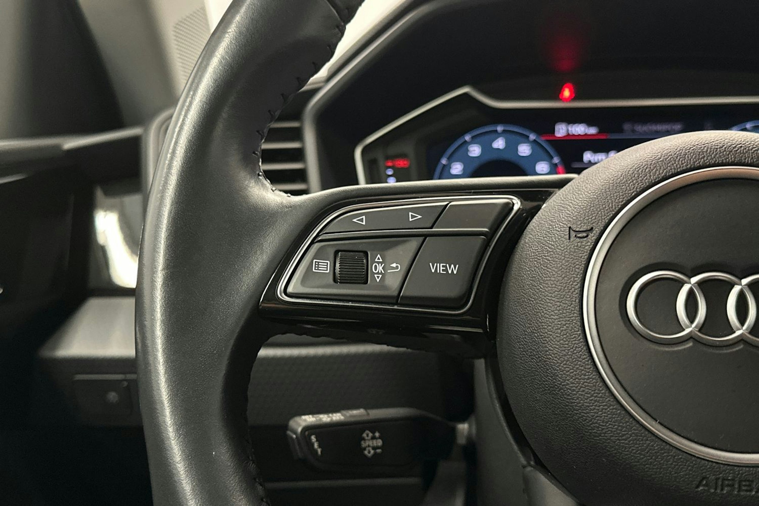 valkoinen Audi A1 2020 kuva 17.