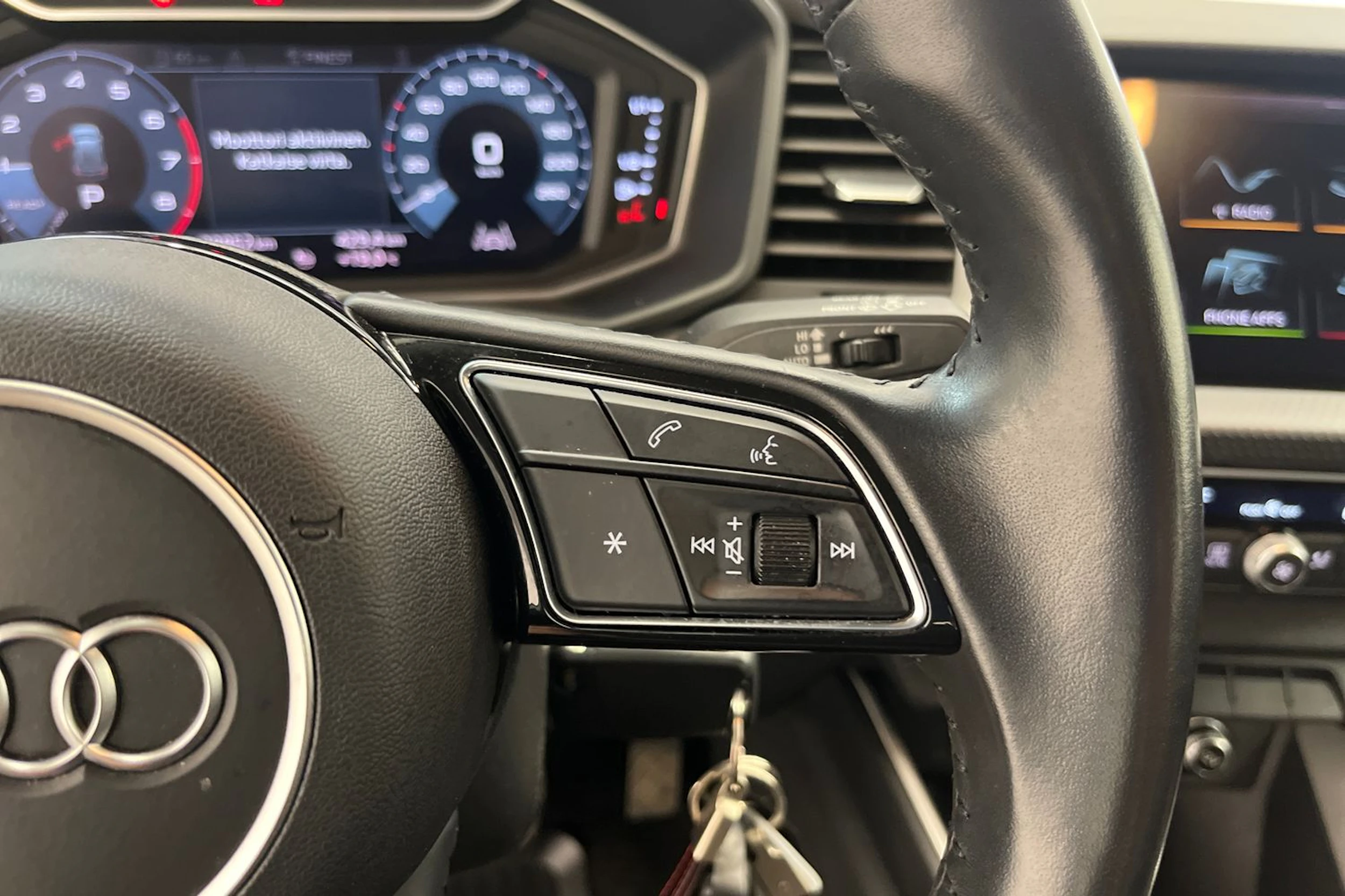 valkoinen Audi A1 2020 kuva 17.