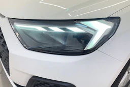 valkoinen Audi A1 2020 kuva 23.