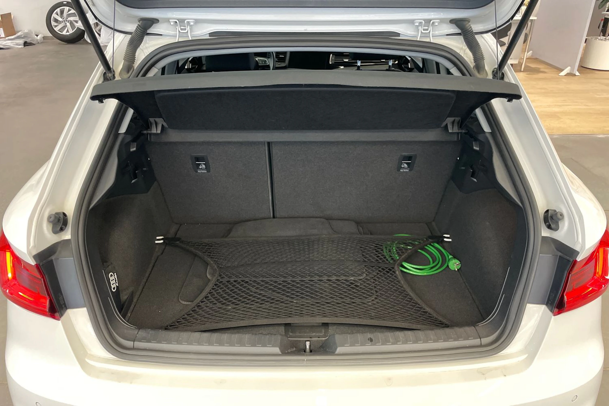 valkoinen Audi A1 2020 kuva 17.