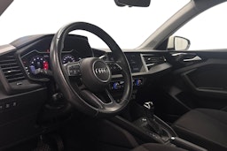 valkoinen Audi A1 2021 kuva 6.