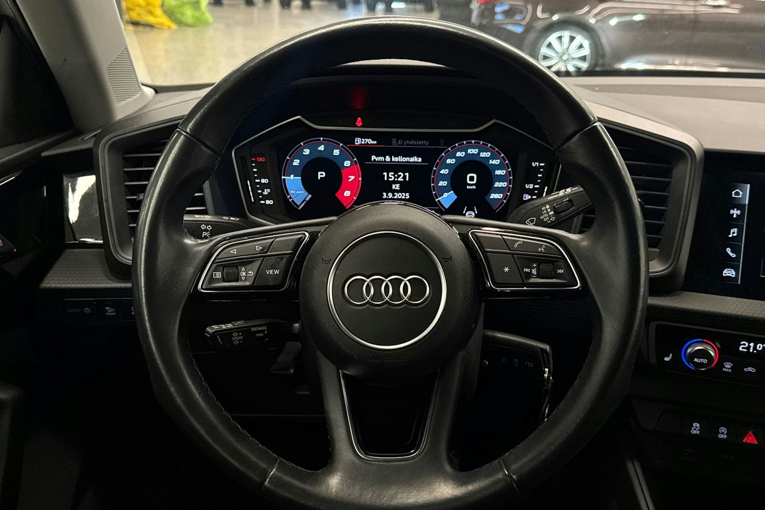 valkoinen Audi A1 2021 kuva 11.