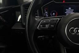valkoinen Audi A1 2021 kuva 12.