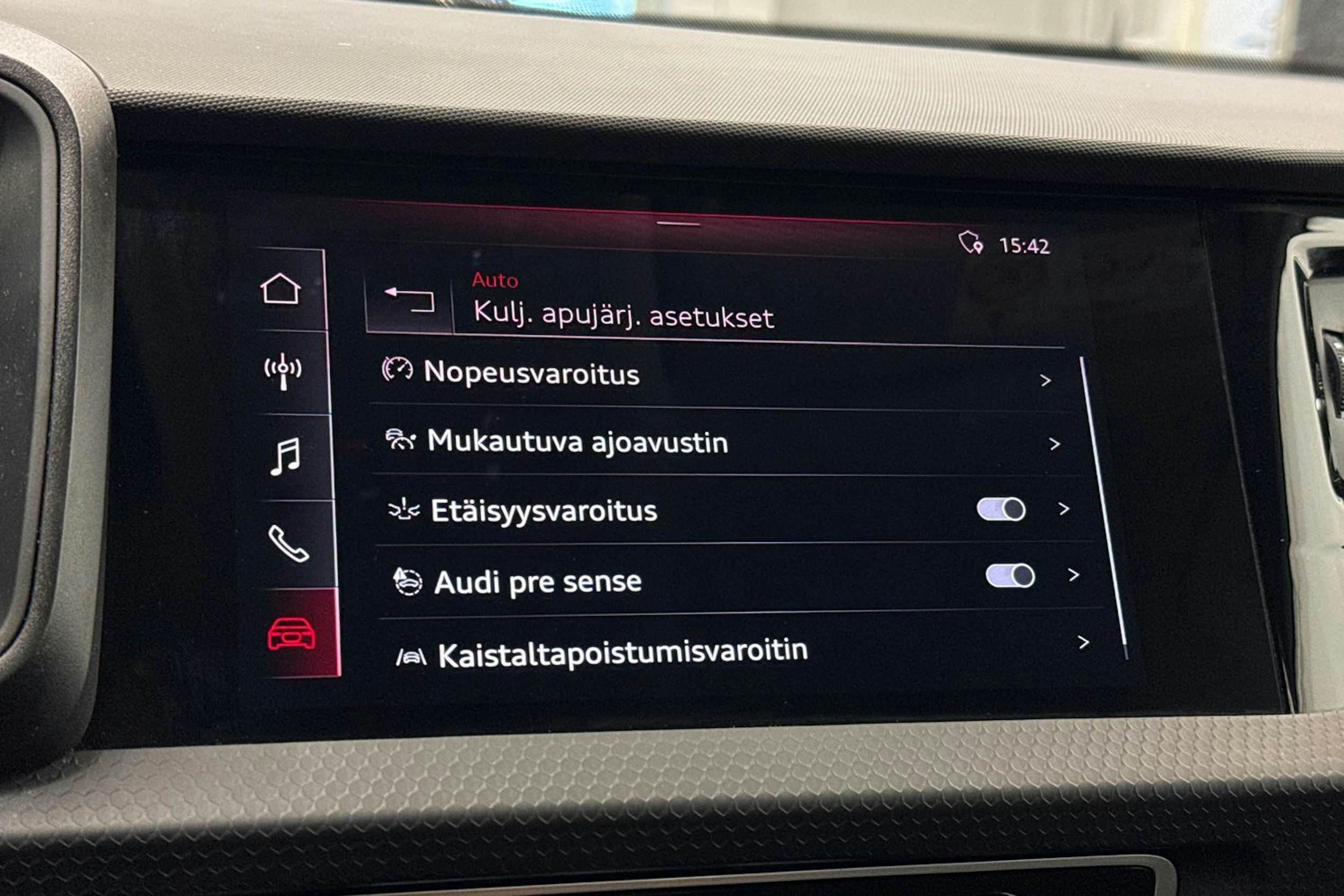 valkoinen Audi A1 2021 kuva 25.
