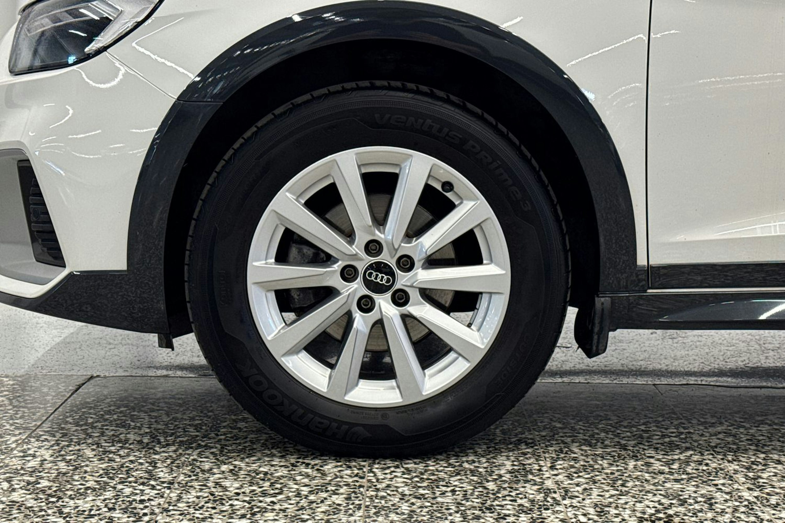 valkoinen Audi A1 2021 kuva 31.