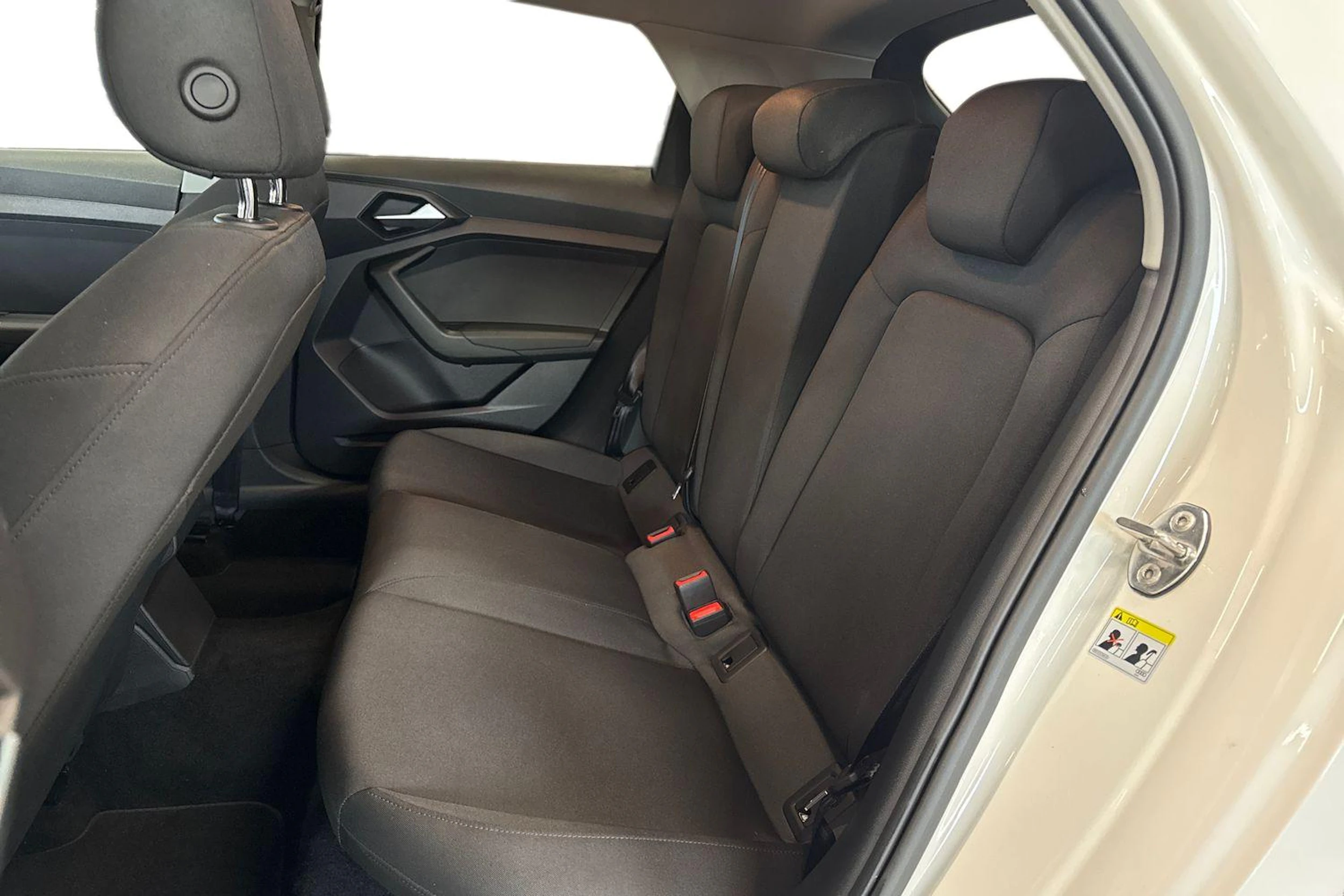 valkoinen Audi A1 2021 kuva 10.