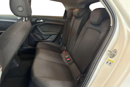 valkoinen Audi A1 2021 kuva 10.