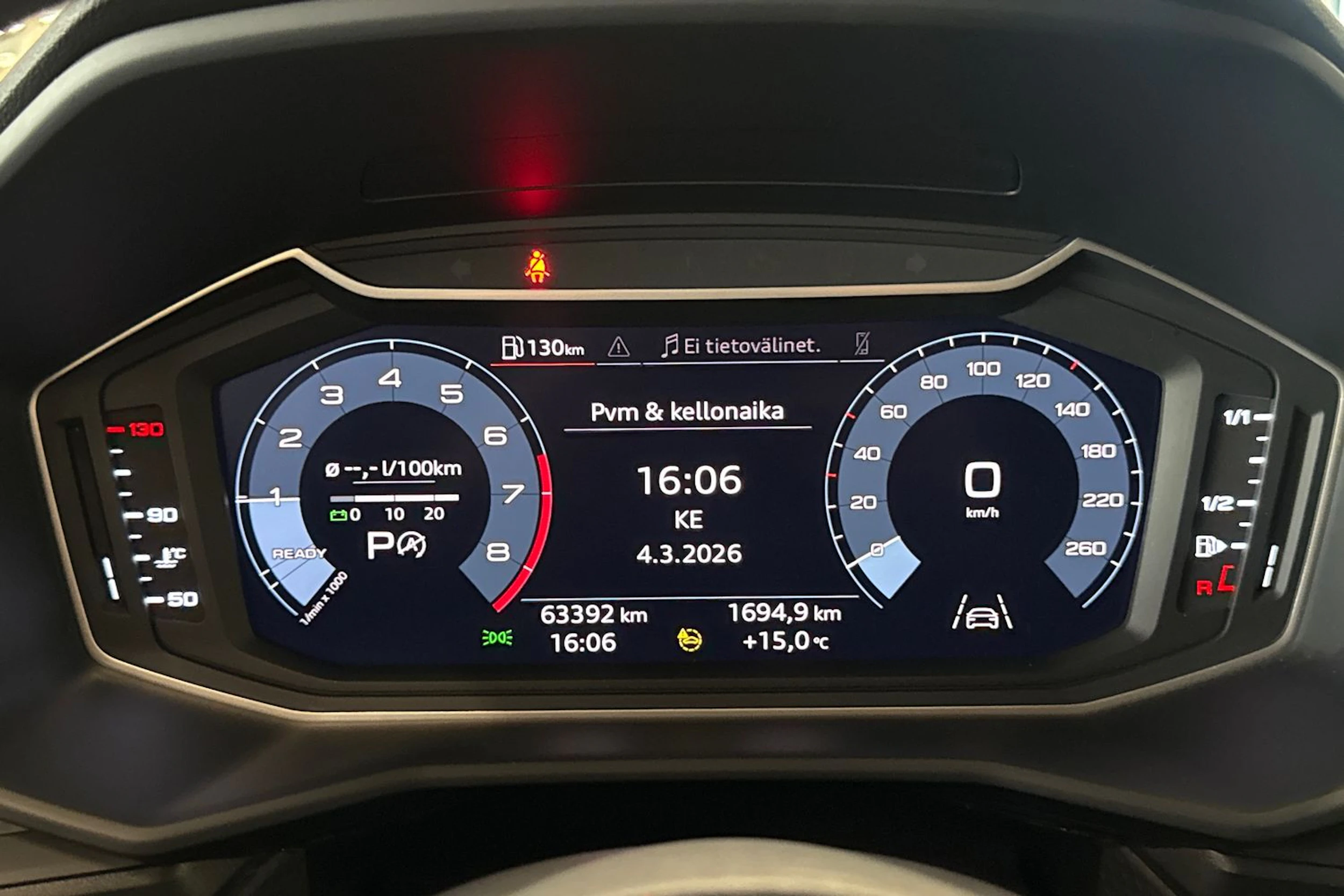 valkoinen Audi A1 2021 kuva 18.