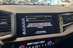 valkoinen Audi A1 2021 kuva 23.