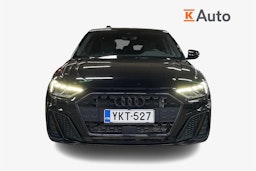 Musta Audi A1 2022 kuva 5.