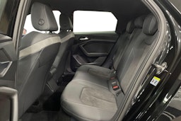 Musta Audi A1 2022 kuva 10.