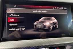 Musta Audi A1 2022 kuva 23.