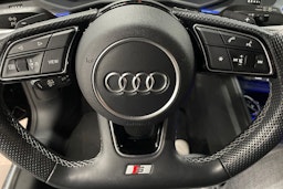 Musta Audi A1 2022 kuva 26.