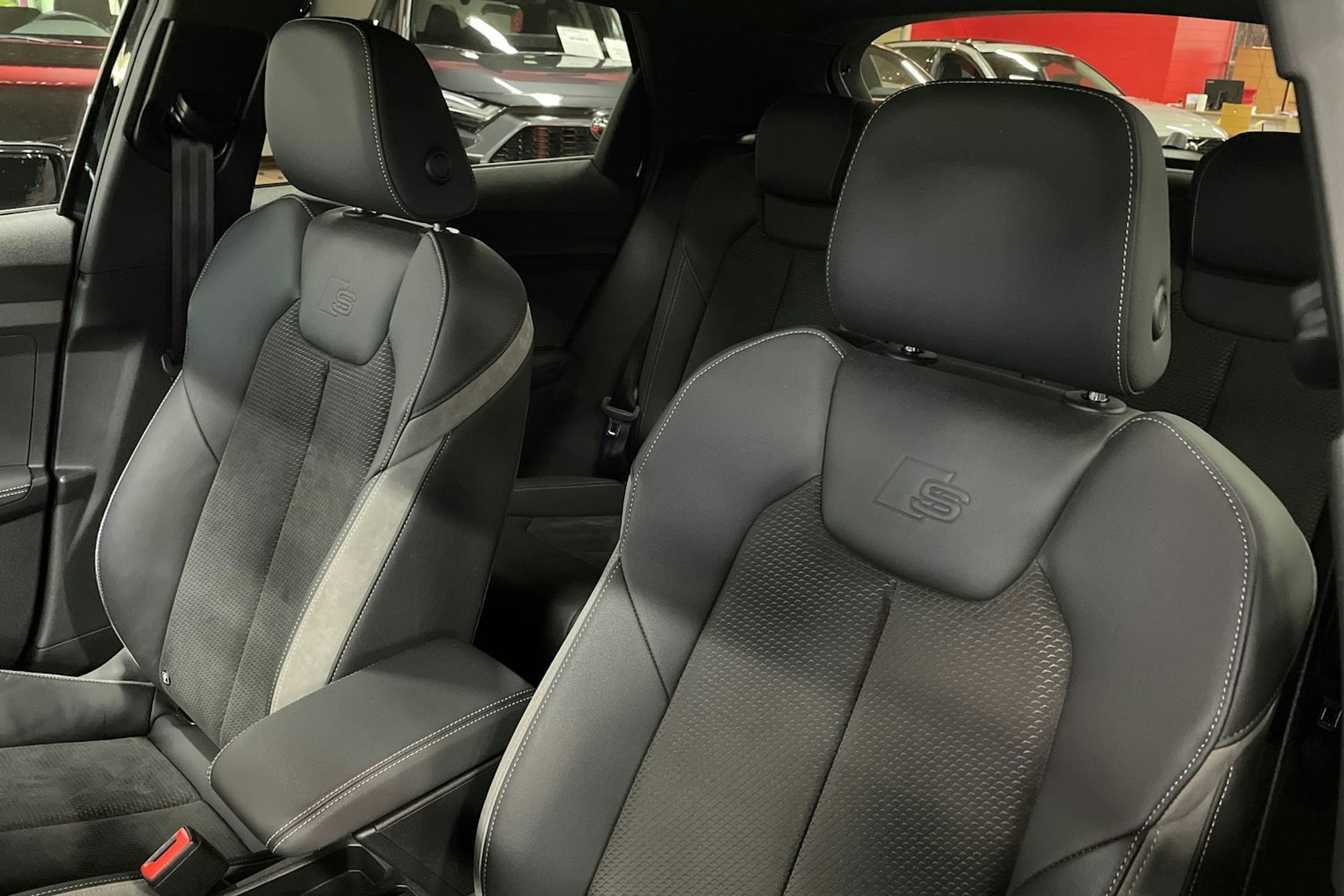 Musta Audi A1 2022 kuva 29.