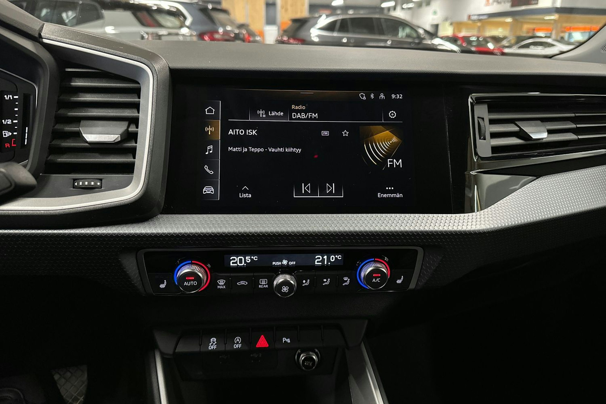 valkoinen Audi A1 2022 kuva 20.