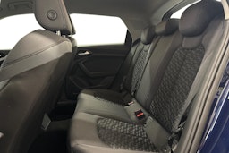 sininen Audi A1 2023 kuva 8.