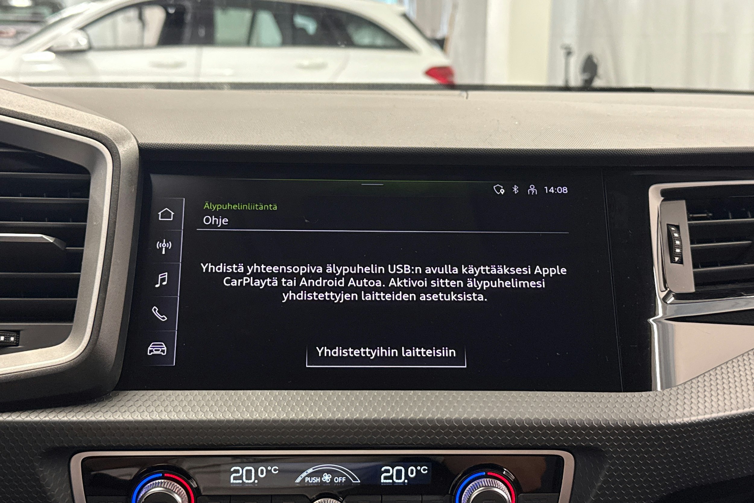 sininen Audi A1 2023 kuva 16.