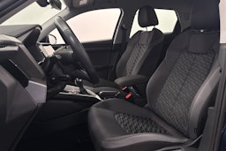 sininen Audi A1 2023 kuva 19.