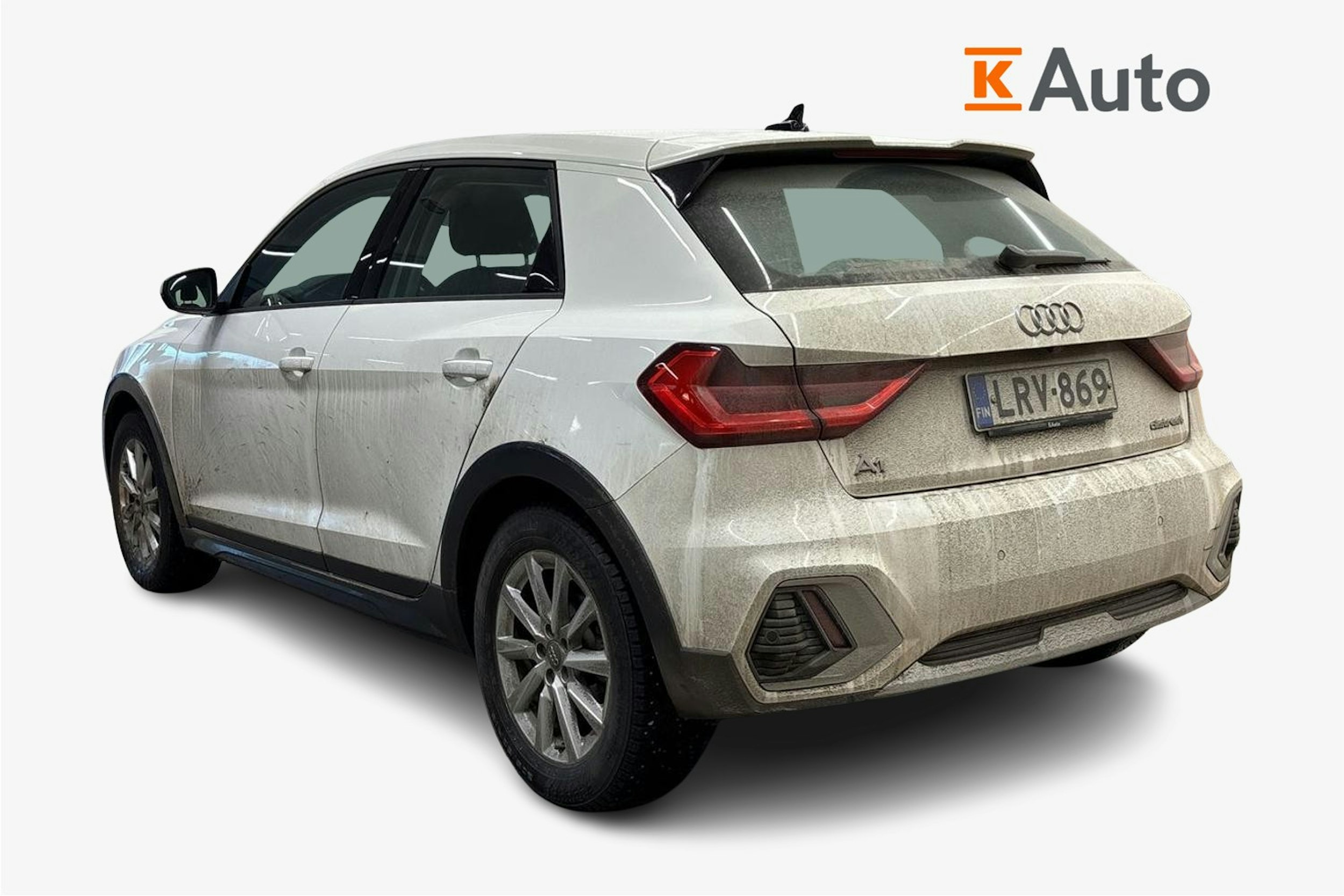 valkoinen Audi A1 2023 kuva 2.