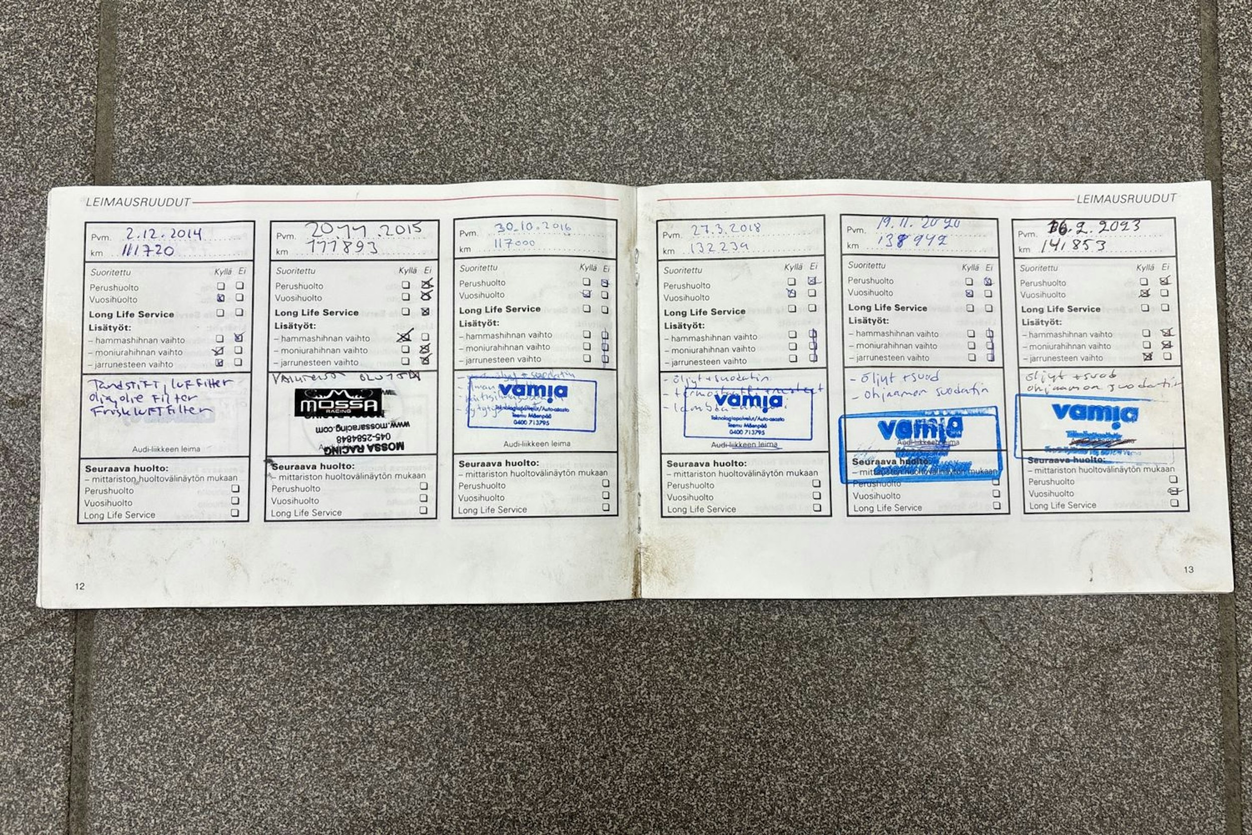 Harmaa Audi A2 2001 kuva 19.