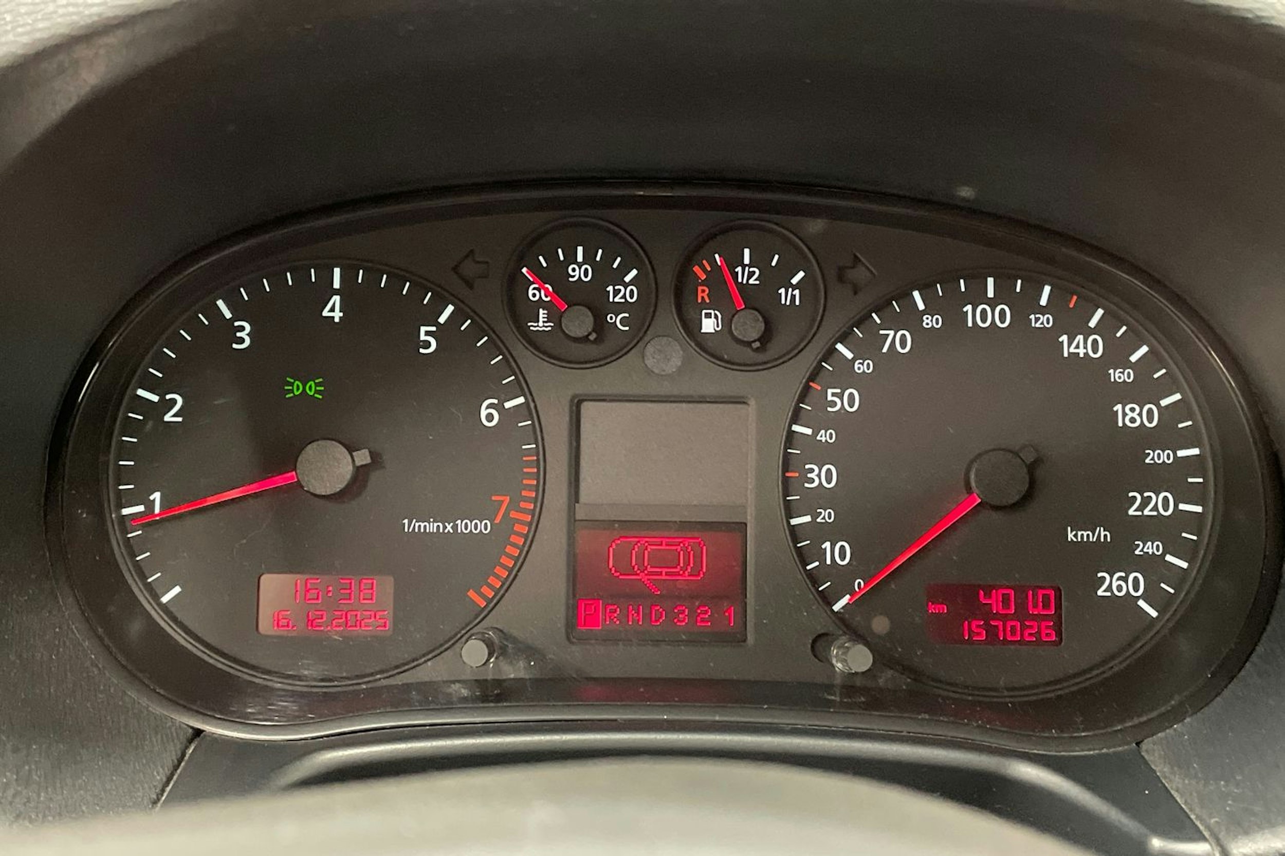 sininen Audi A3 1999 kuva 13.