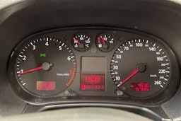 sininen Audi A3 1999 kuva 13.