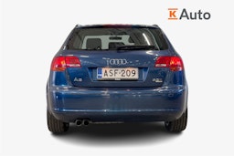 sininen Audi A3 2004 kuva 3.