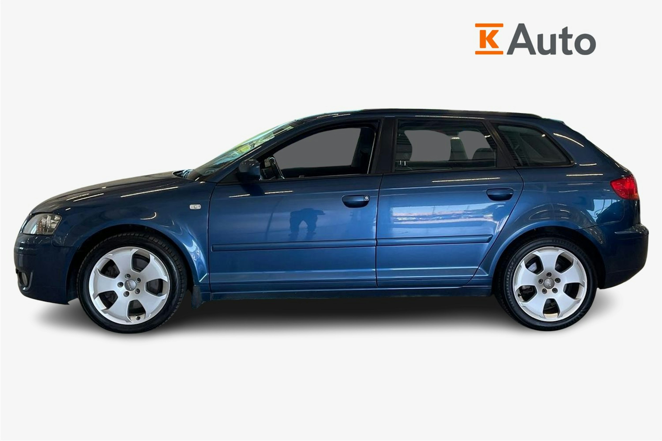 sininen Audi A3 2004 kuva 6.