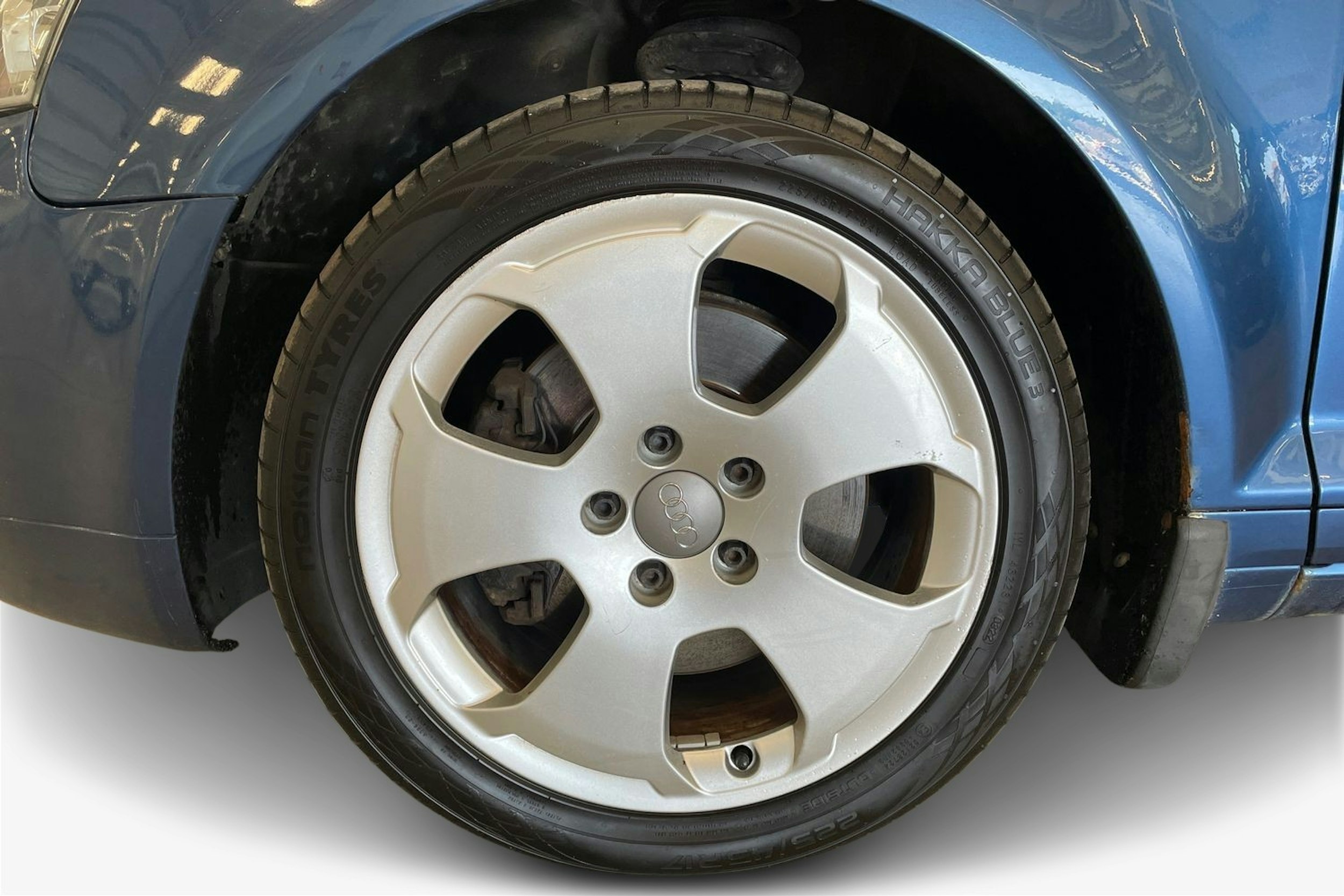 sininen Audi A3 2004 kuva 11.
