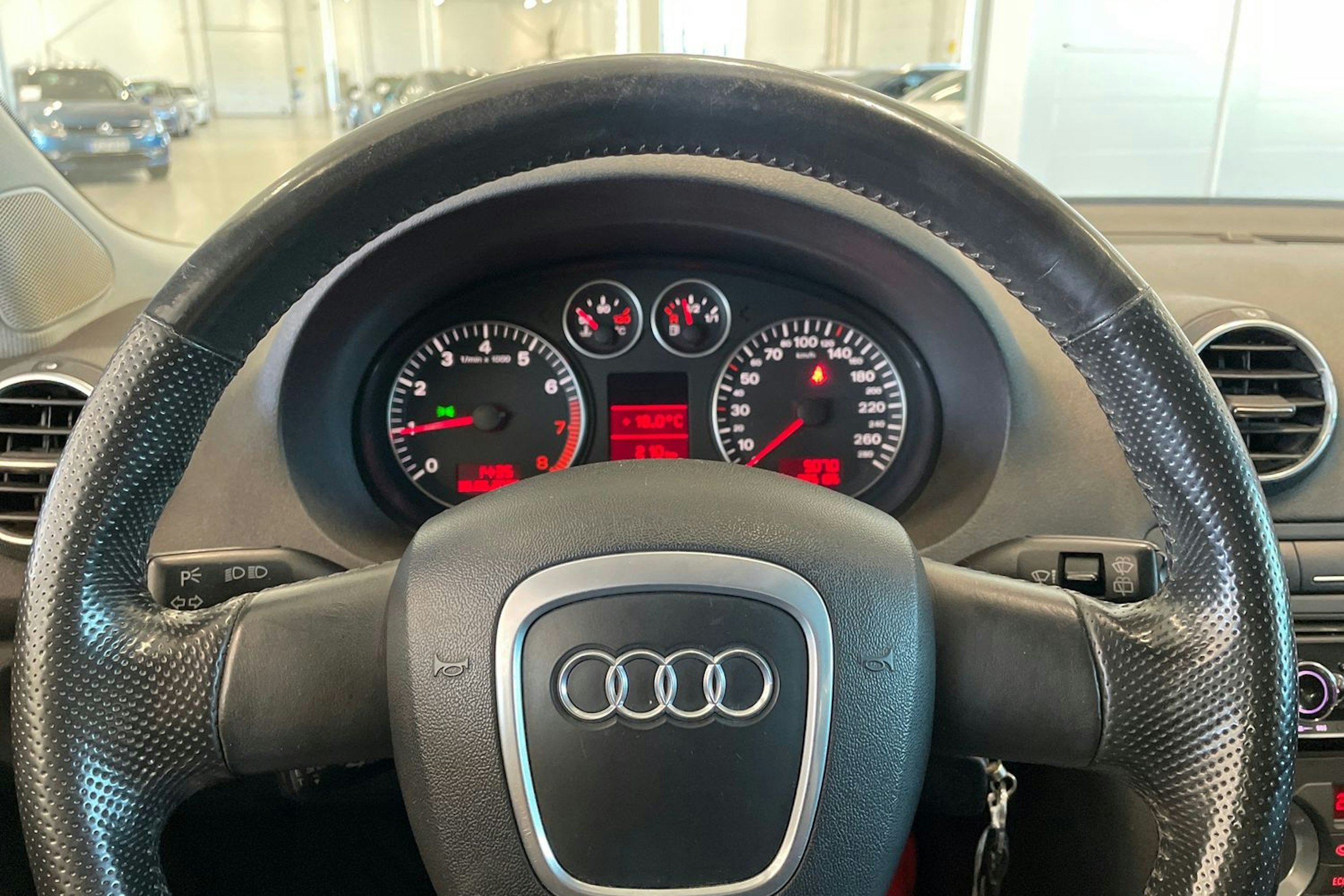 sininen Audi A3 2004 kuva 16.