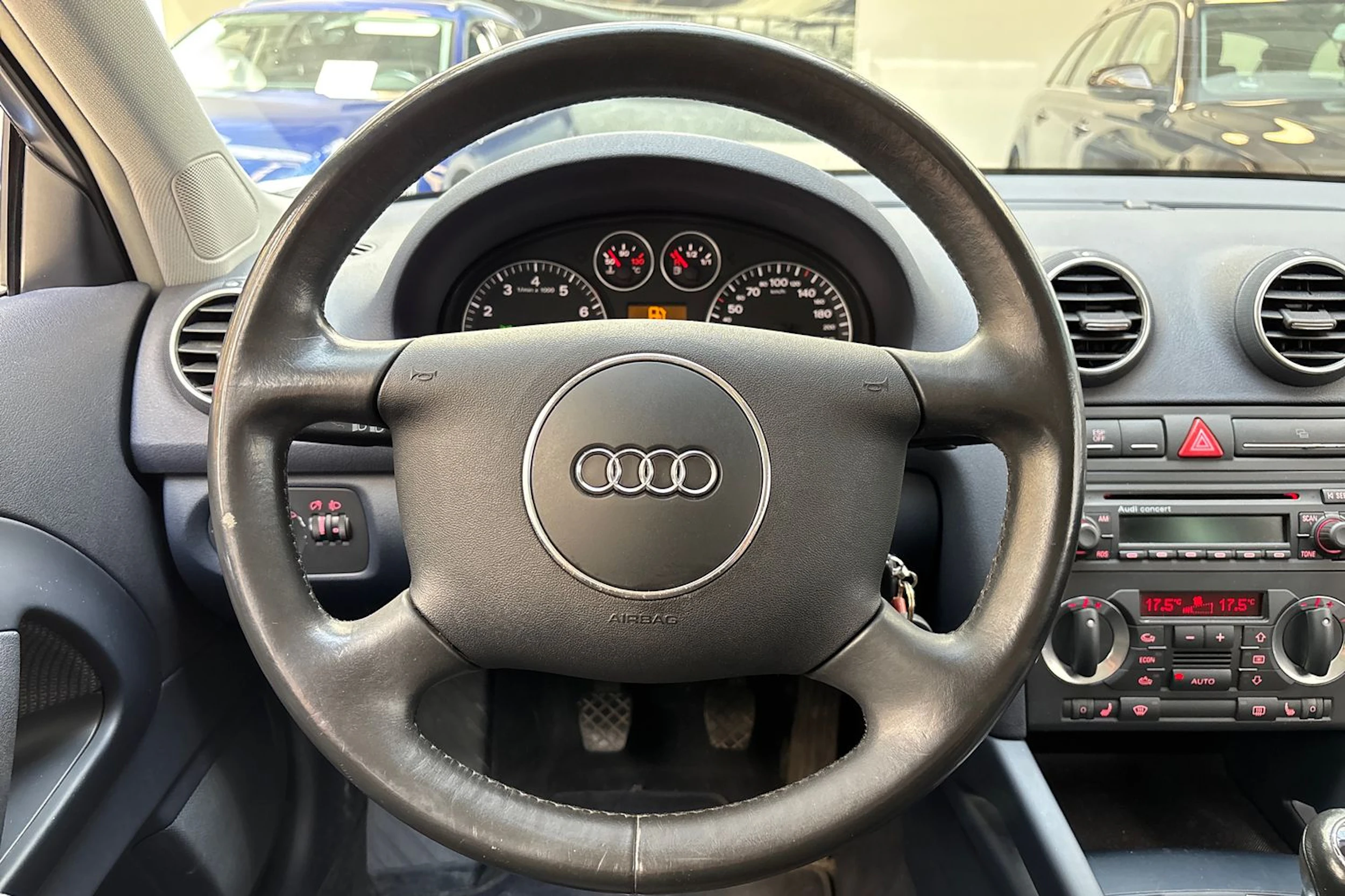sininen Audi A3 2005 kuva 18.