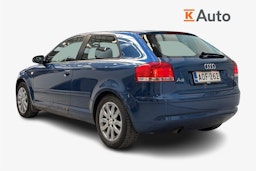 sininen Audi A3 2005 kuva 2.