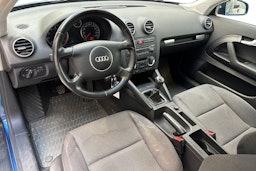 sininen Audi A3 2005 kuva 7.