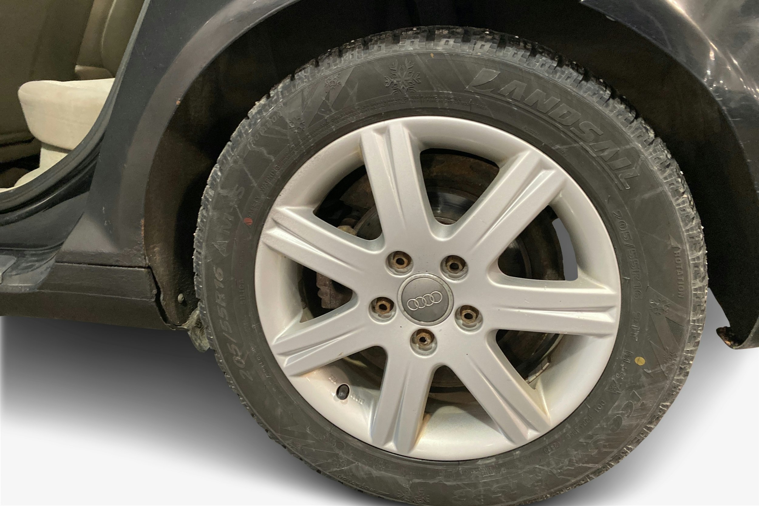 Musta Audi A3 2005 kuva 11.