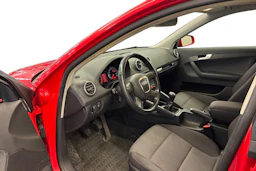 Punainen Audi A3 2008 kuva 8.