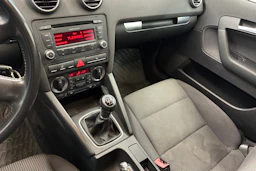 Punainen Audi A3 2008 kuva 27.