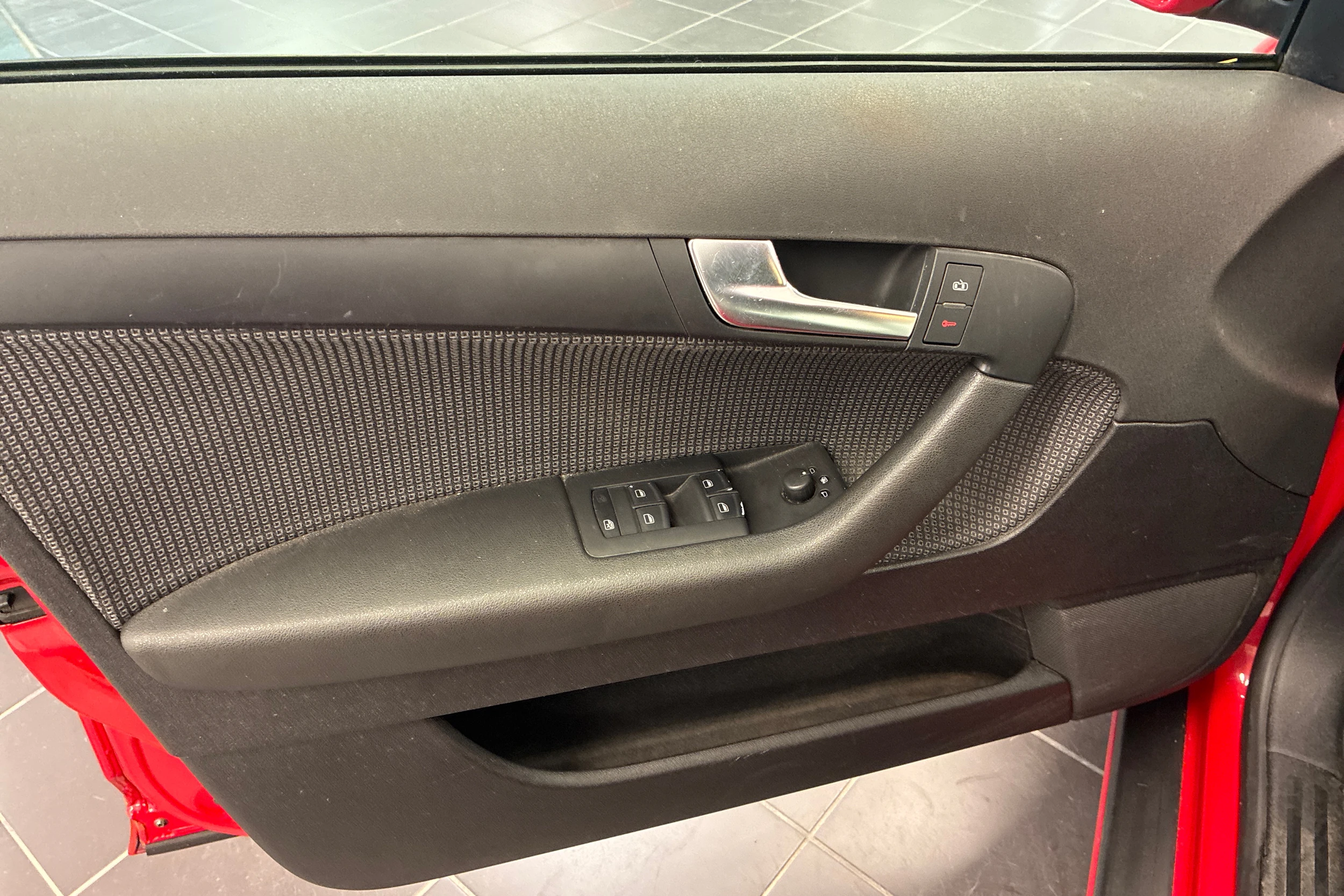 Punainen Audi A3 2008 kuva 29.