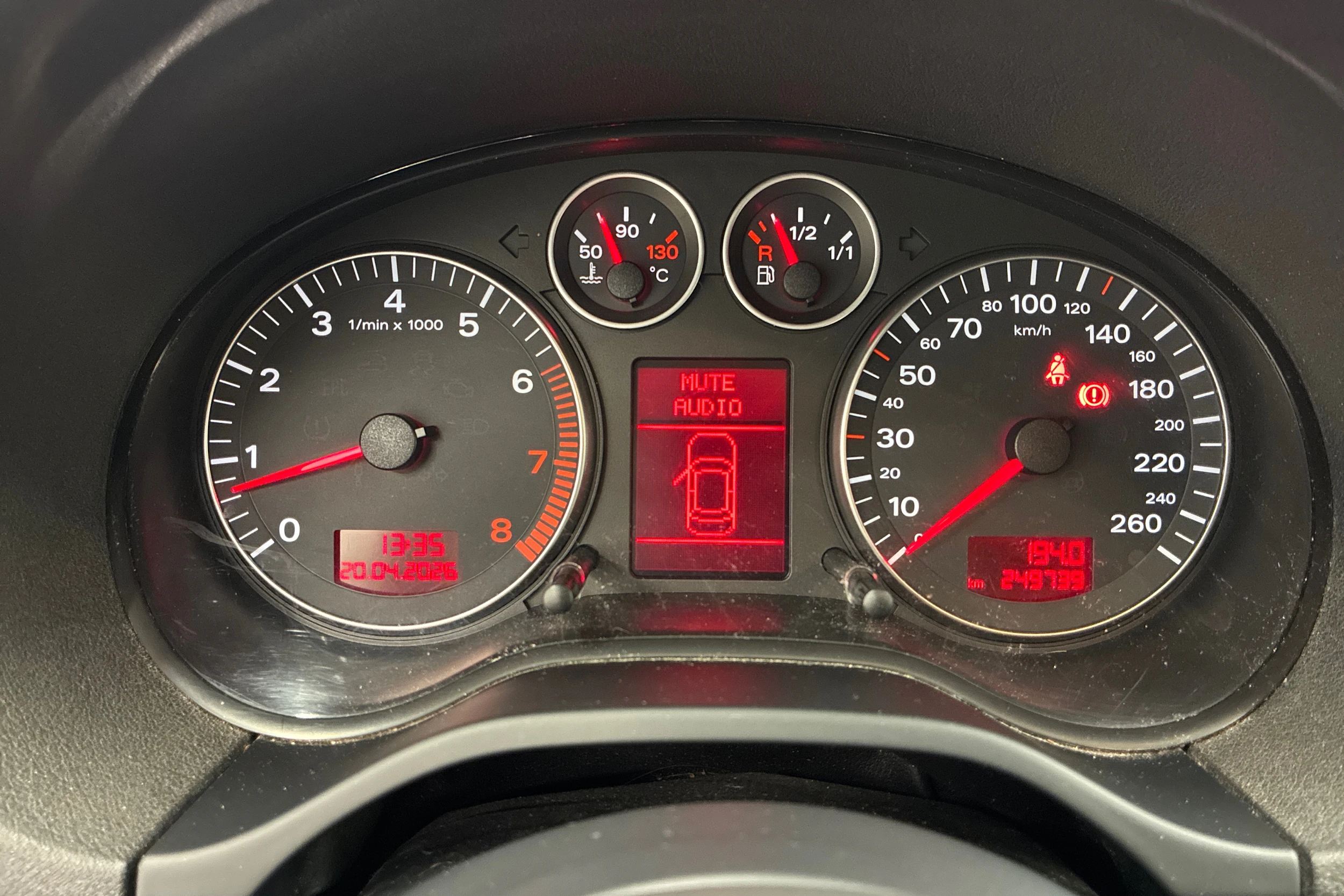 Punainen Audi A3 2008 kuva 36.