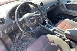 Punainen Audi A3 2009 kuva 6.