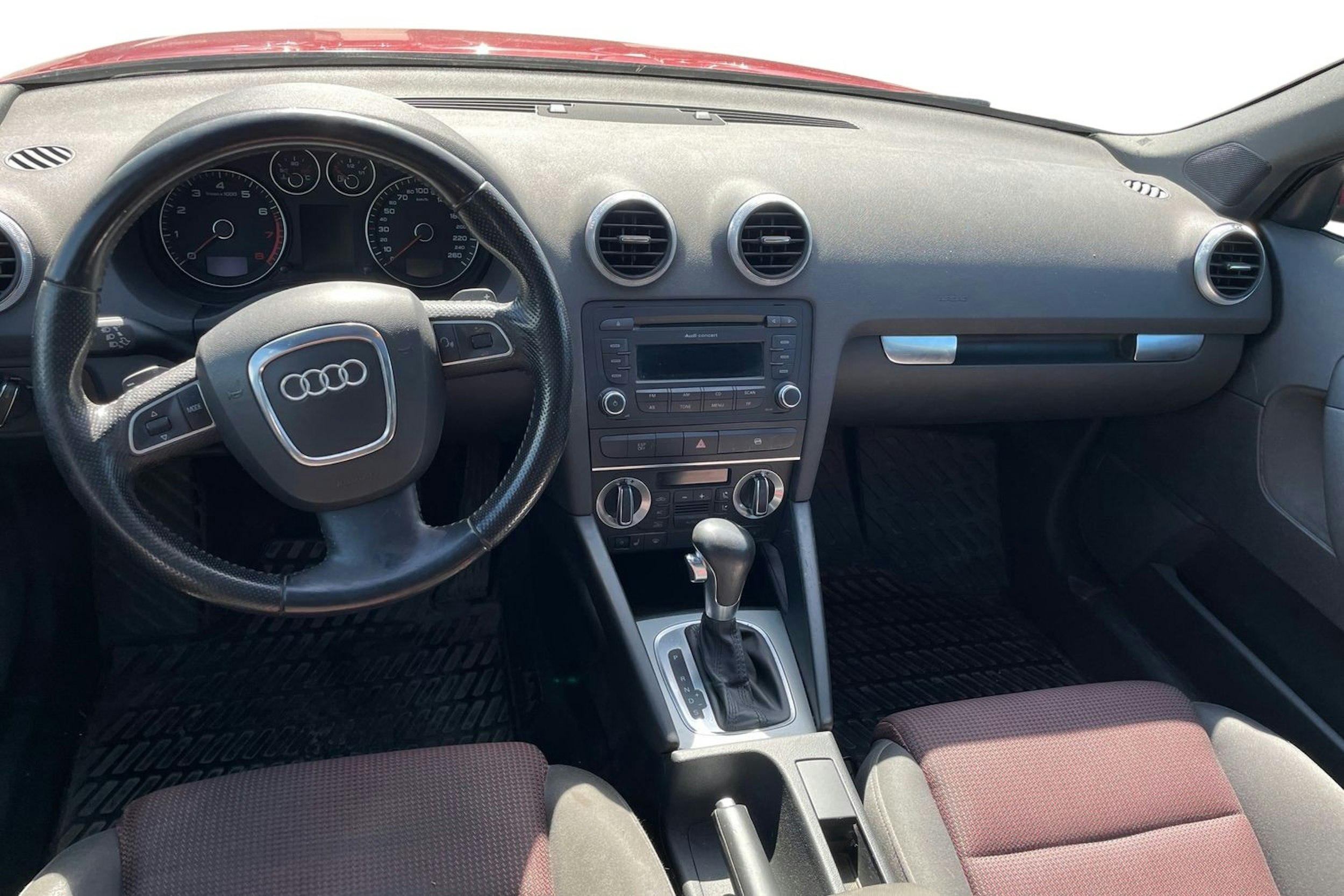 Punainen Audi A3 2009 kuva 7.